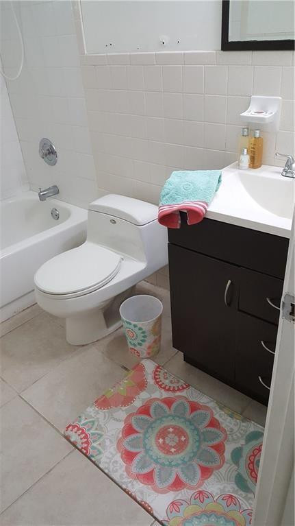 1320 Miami Road, Unit 2 Fort Lauderdale, FL 33316 - Photo 6 of 11 Photo 6