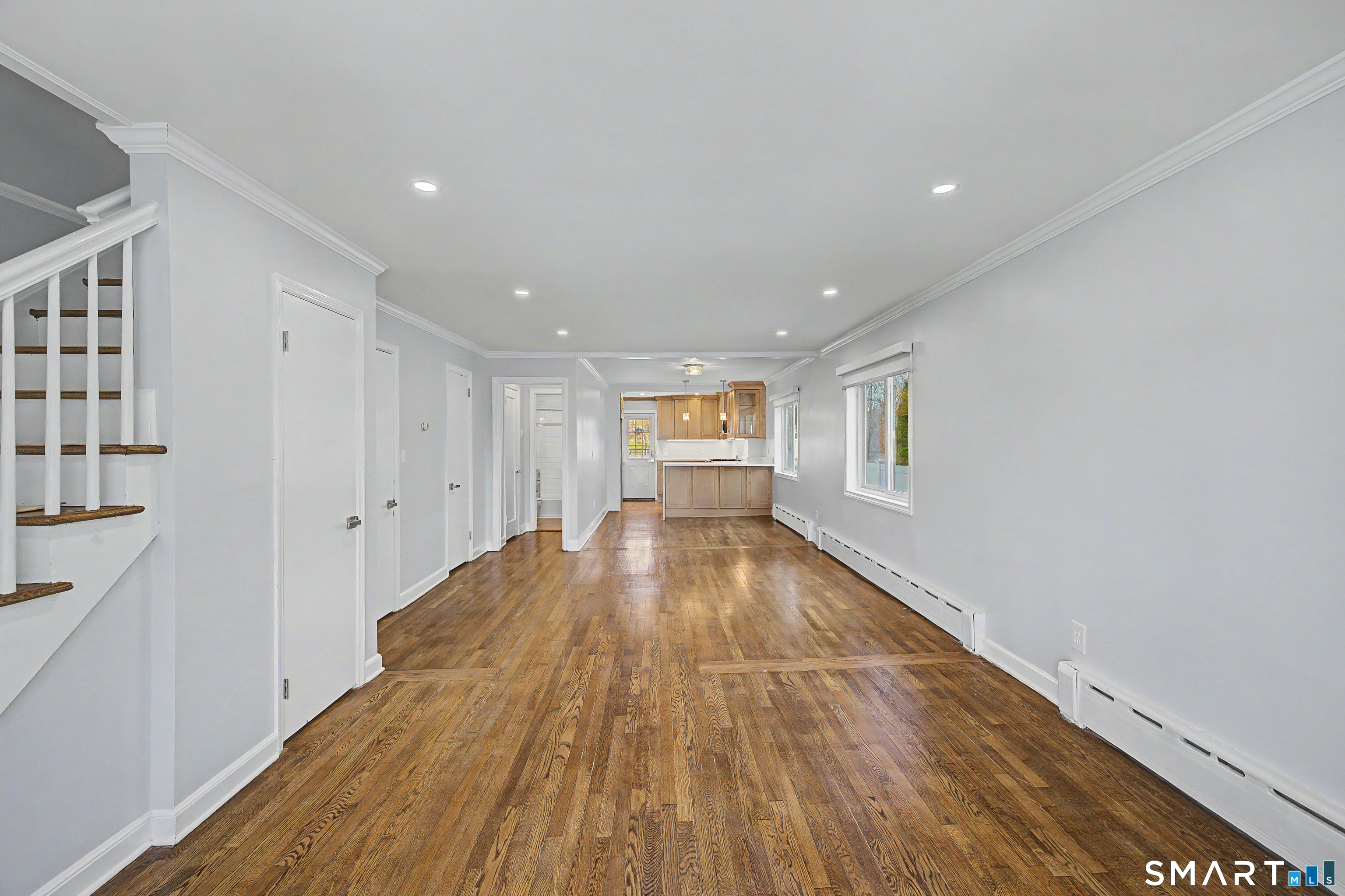 85 Iroquois Road Stamford, CT 06902 - Photo 8 of 27