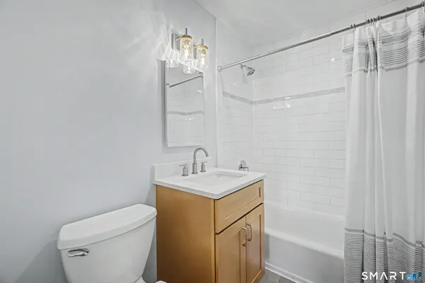 $4,200 | 85 Iroquois Road, Stamford, CT 06902