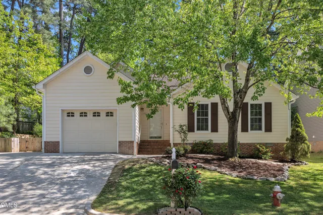 $1,995 | 106 London Plain Court, Cary, NC 27513