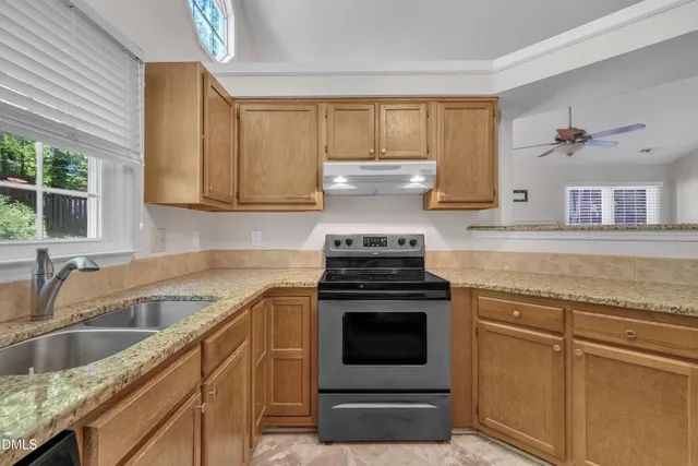 $1,995 | 106 London Plain Court, Cary, NC 27513