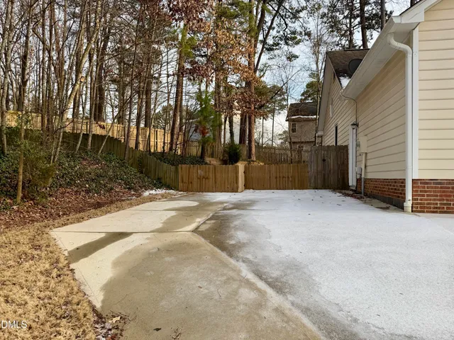 $1,995 | 106 London Plain Court, Cary, NC 27513