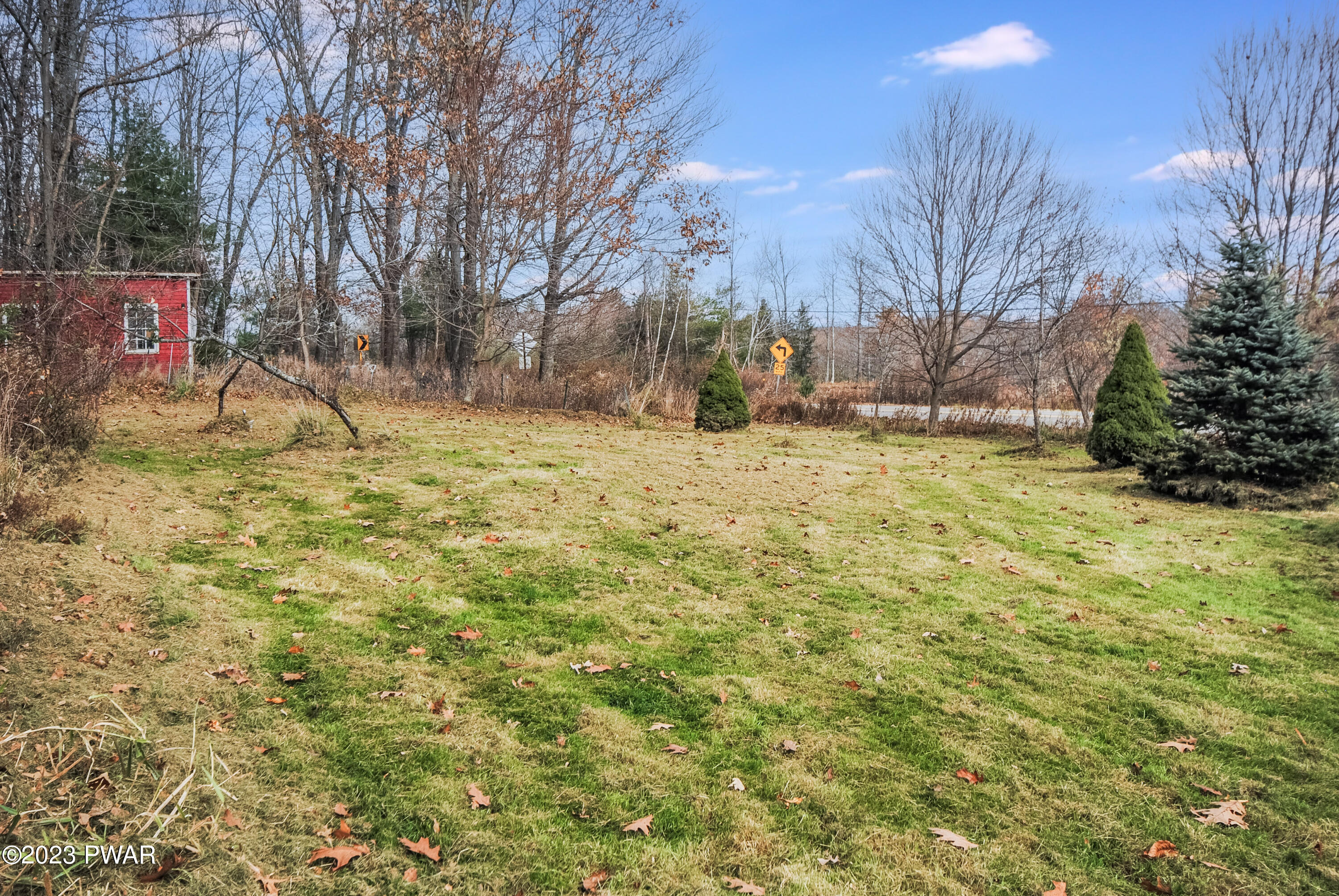 71 Hoadleys Road Hawley, PA 18428 - Photo 5 of 29