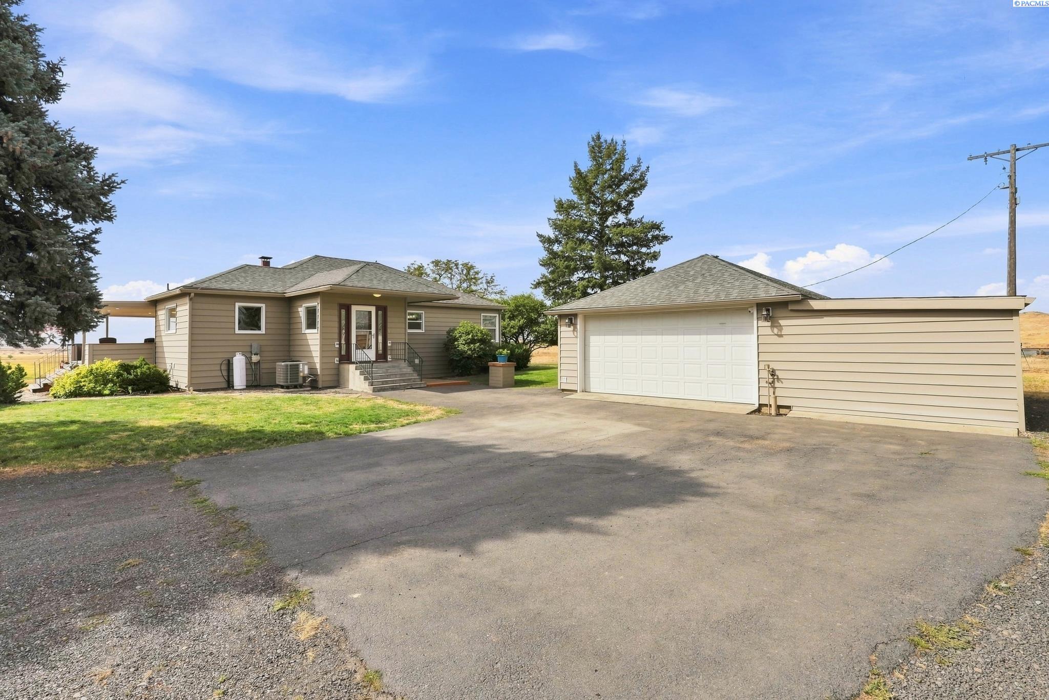 202 Glorfield Road St. John, WA 99171 - Photo 1 of 50 Gallery Image 1