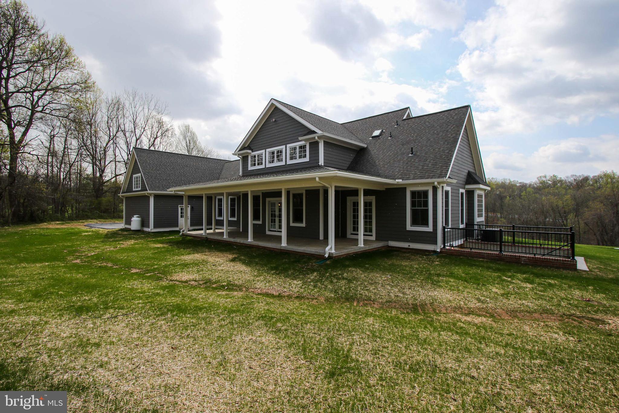 14442 Liberty Road Mount Airy, MD 21771 - Photo 4 of 51 Enjoy the backyard from the covered patio