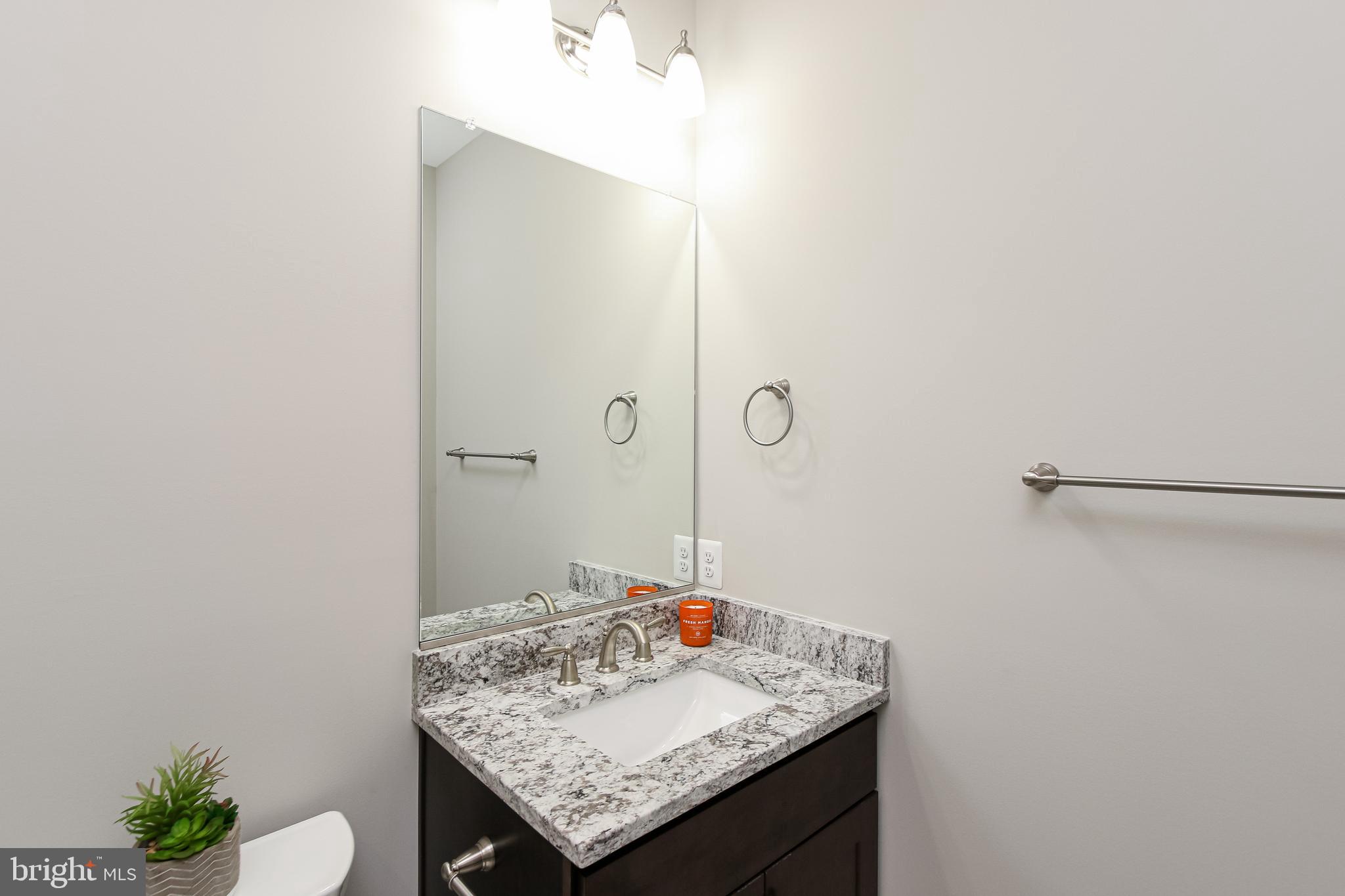 14442 Liberty Road Mount Airy, MD 21771 - Photo 31 of 51 Bedroom 2 en suite bath