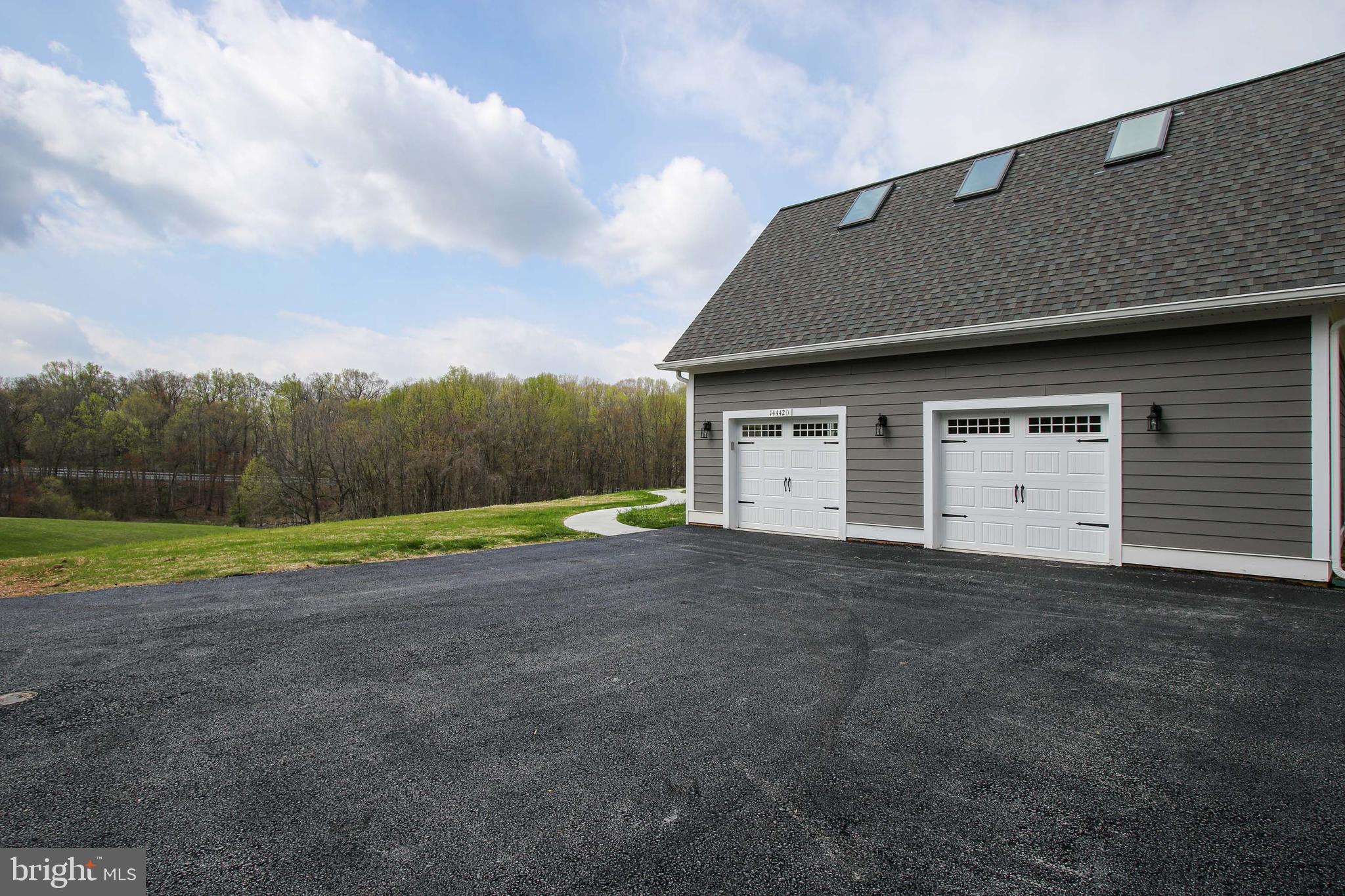 14442 Liberty Road Mount Airy, MD 21771 - Photo 51 of 51 Driveway with space for turning around