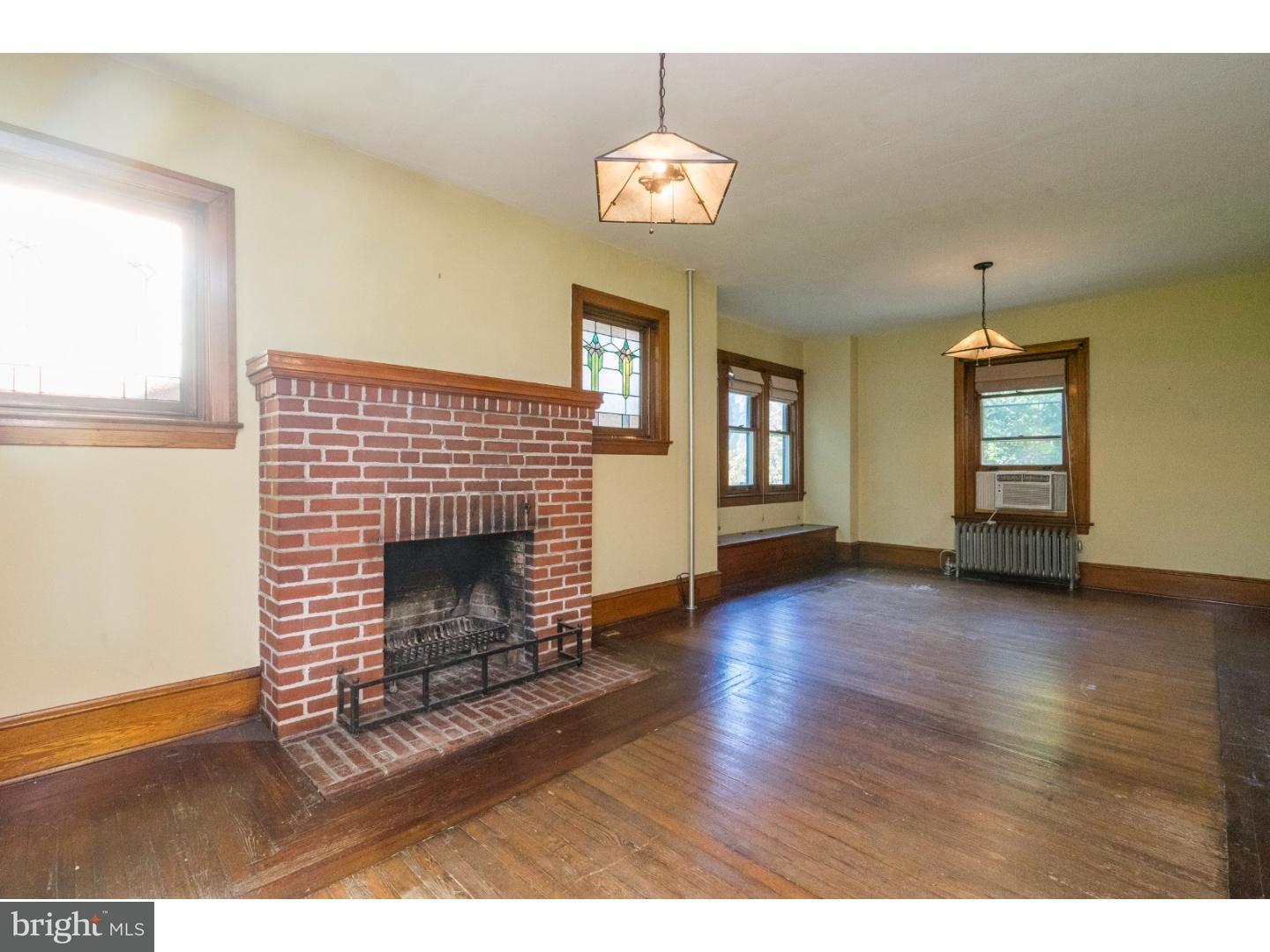 623 Arch Street Spring City, PA 19475 - Photo 5 of 16
