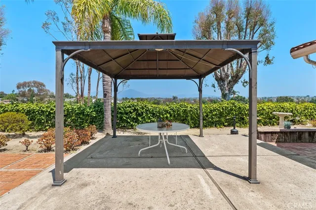 a view of outdoor space yard deck and patio