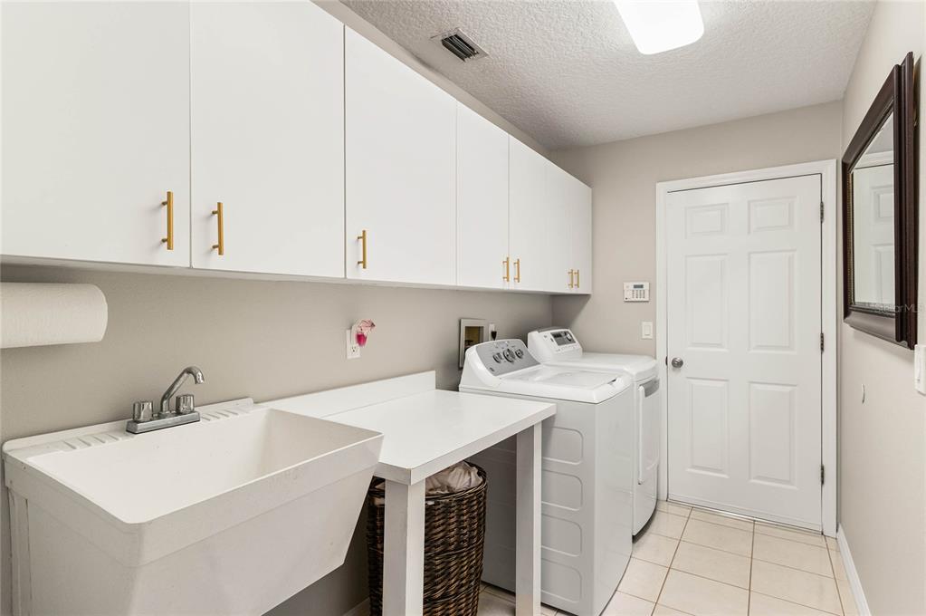 133 Ross Lake Lane Sanford, FL 32771 - Photo 27 of 32 a view of a kitchen sink