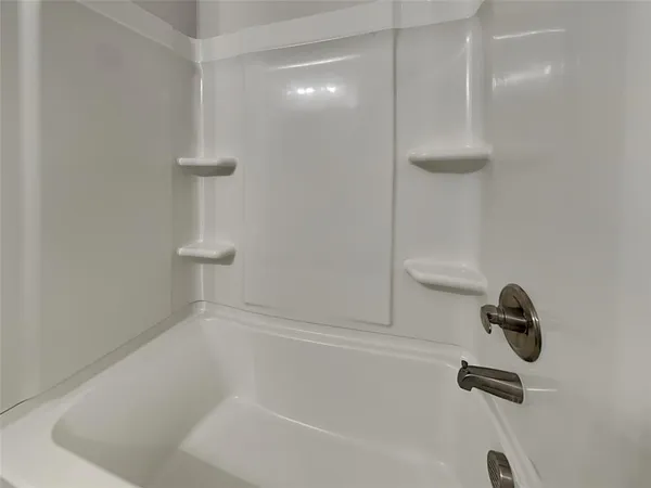 $2,262 | 3416 Tennessee Avenue, Lancaster, TX 75134