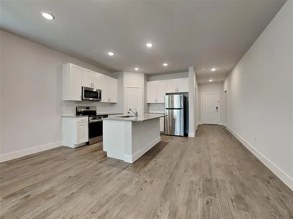 $2,262 | 3416 Tennessee Avenue, Lancaster, TX 75134