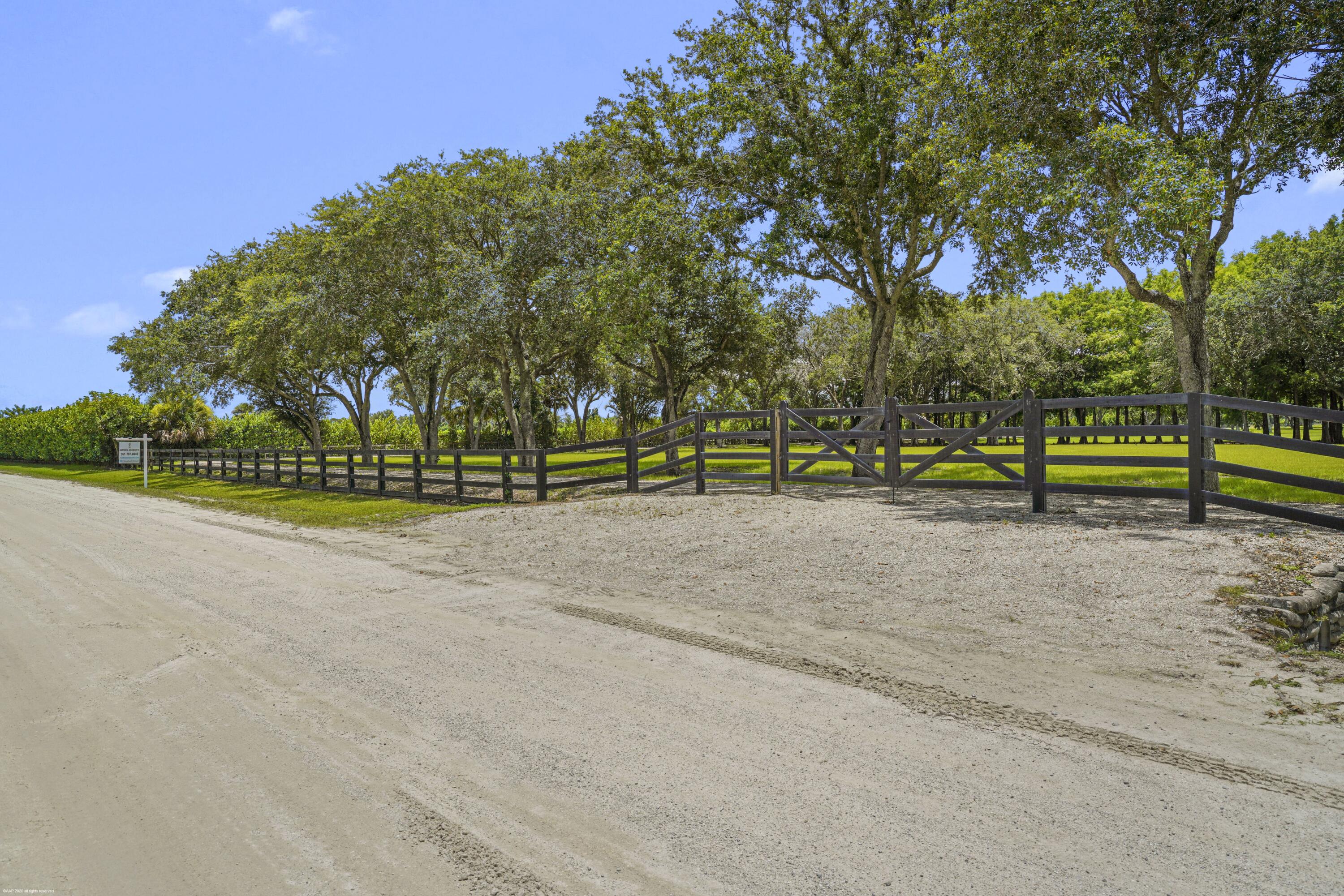16451 Norris Road Wellington, FL 33470 - Photo 77 of 91 16451 Norris Rd 098