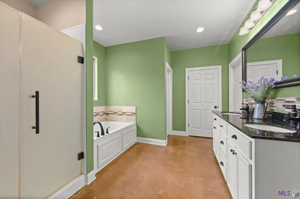 $415,000 | 100 Tranquility Oaks Denham Springs, Pine Grove, LA 70453