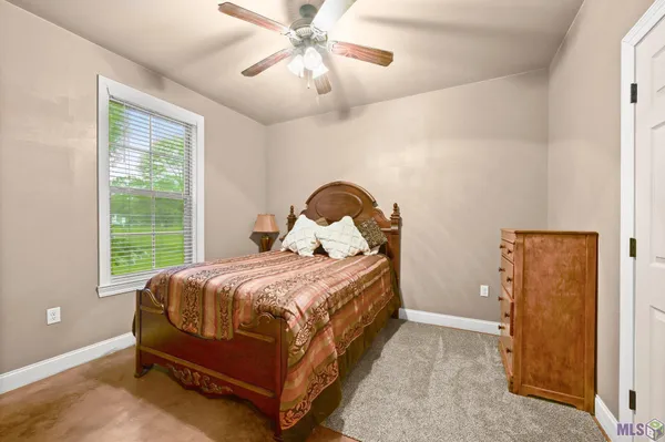 $415,000 | 100 Tranquility Oaks Denham Springs, Pine Grove, LA 70453