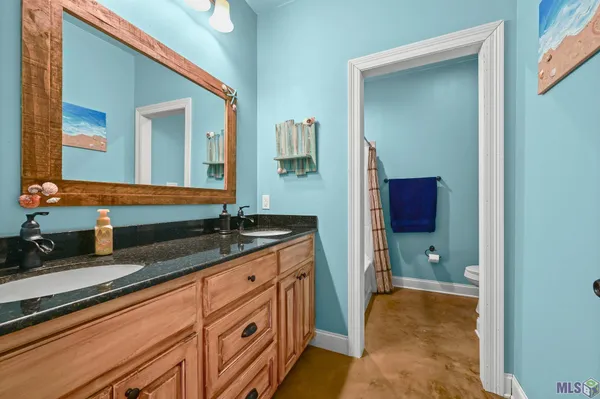 $415,000 | 100 Tranquility Oaks Denham Springs, Pine Grove, LA 70453