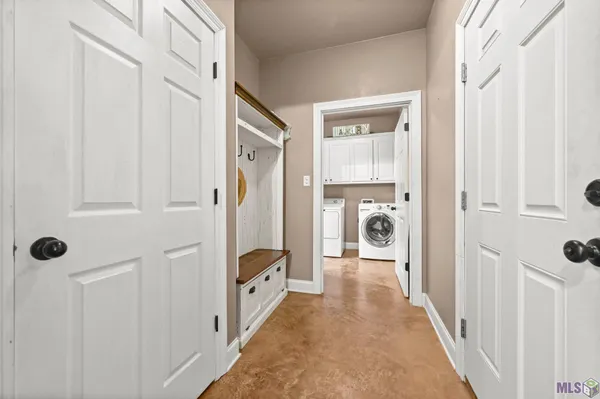 $415,000 | 100 Tranquility Oaks Denham Springs, Pine Grove, LA 70453