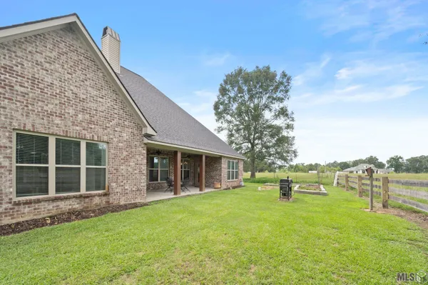 $415,000 | 100 Tranquility Oaks Denham Springs, Pine Grove, LA 70453