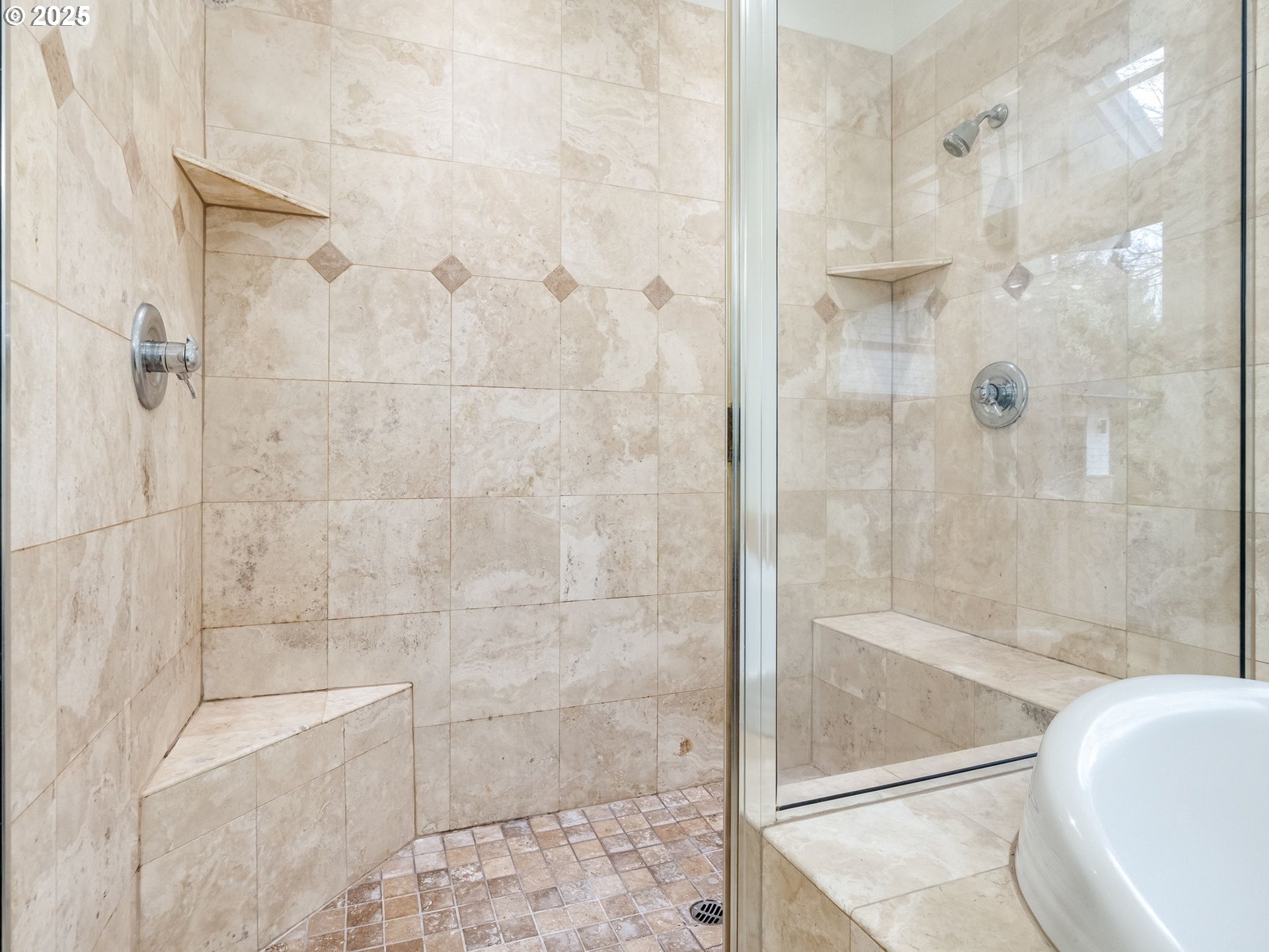 9472 Southeast Emerald Loop Happy Valley, OR 97086 - Photo 24 of 48