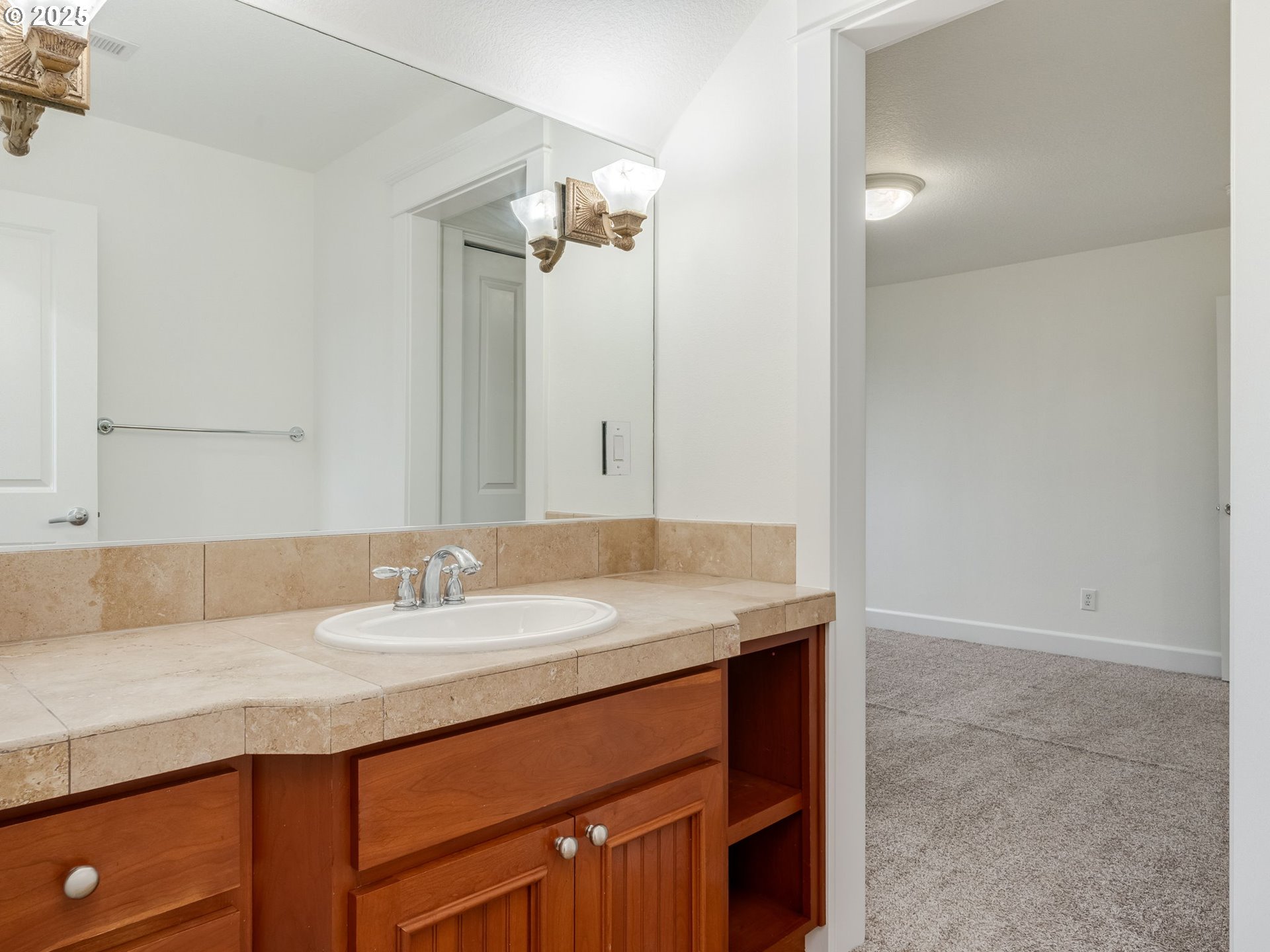 9472 Southeast Emerald Loop Happy Valley, OR 97086 - Photo 34 of 48