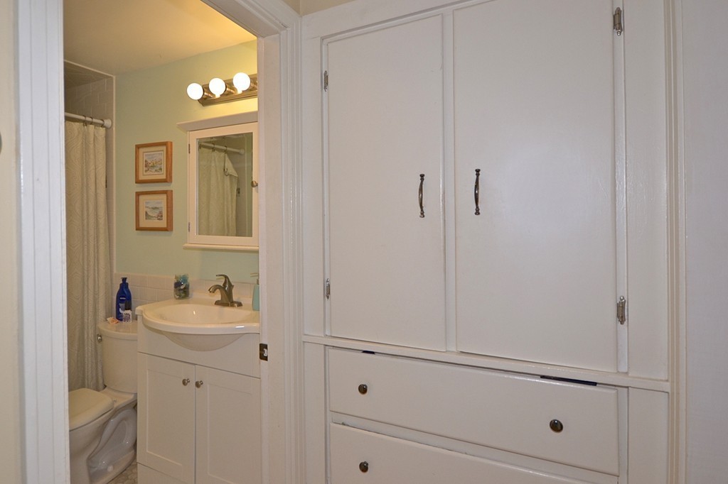 38 Gilbert Street Fairhaven, MA 02719 - Photo 11 of 11 Gallery Image 11