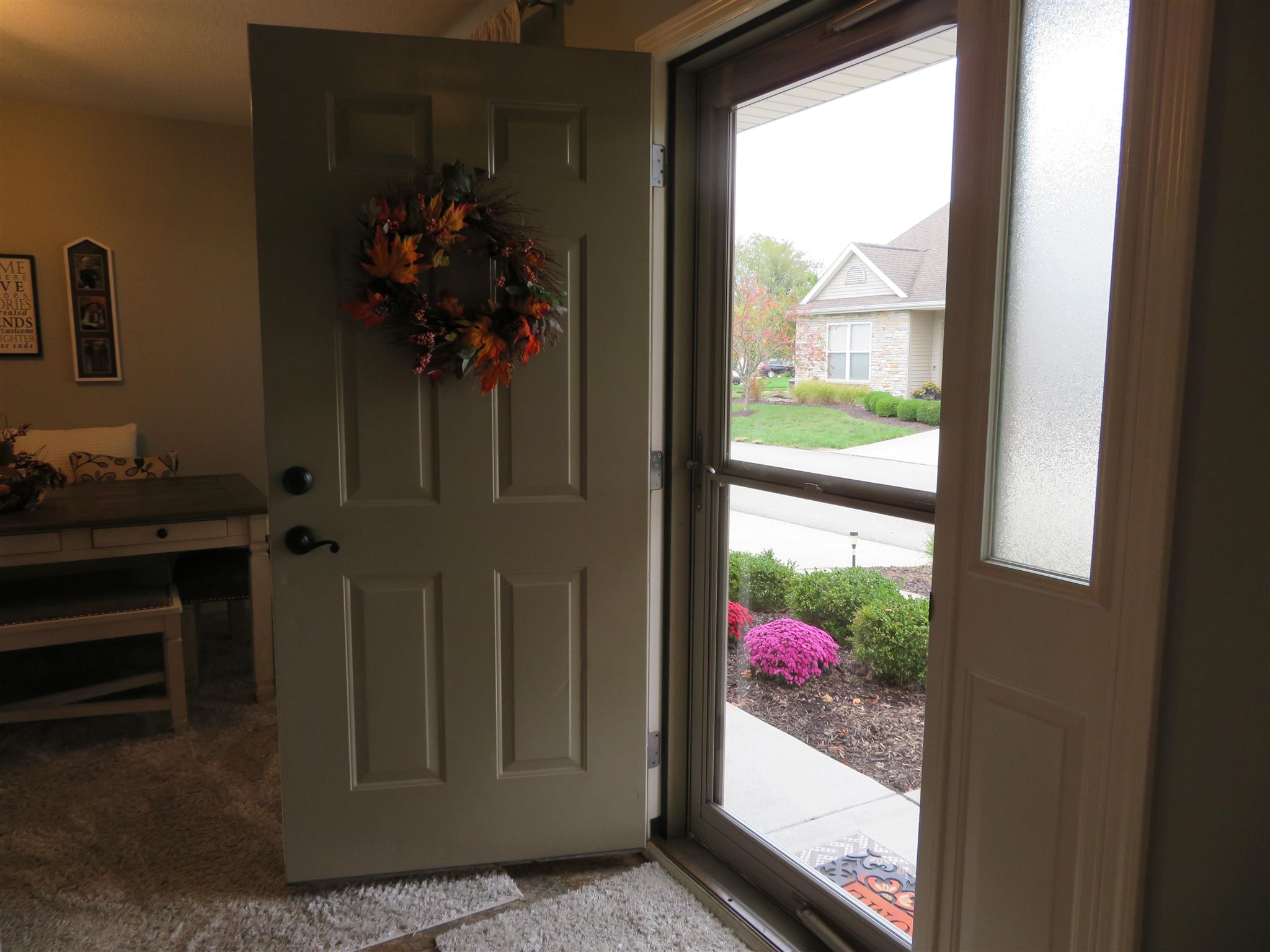 9918 Oak Trail Road Fort Wayne, IN 46825 - Photo 3 of 27