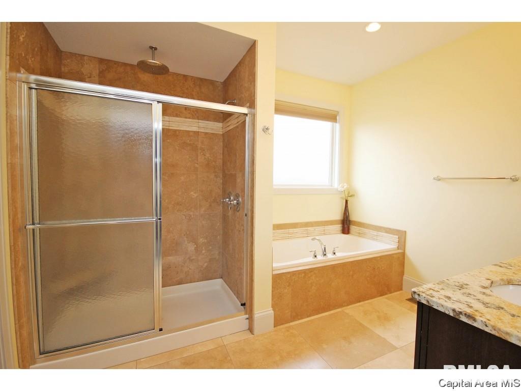 4701 Lynhurst Road Springfield, IL 62711 - Photo 15 of 35