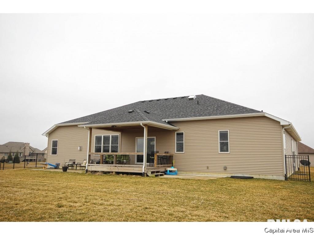 4701 Lynhurst Road Springfield, IL 62711 - Photo 29 of 35