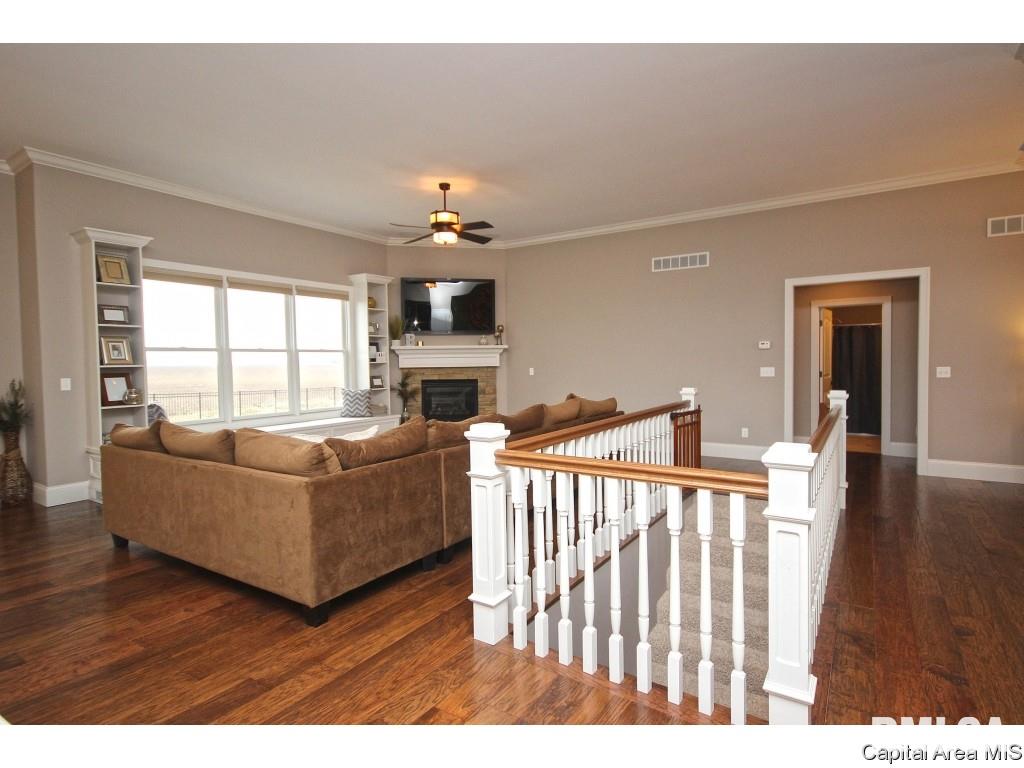 4701 Lynhurst Road Springfield, IL 62711 - Photo 6 of 35