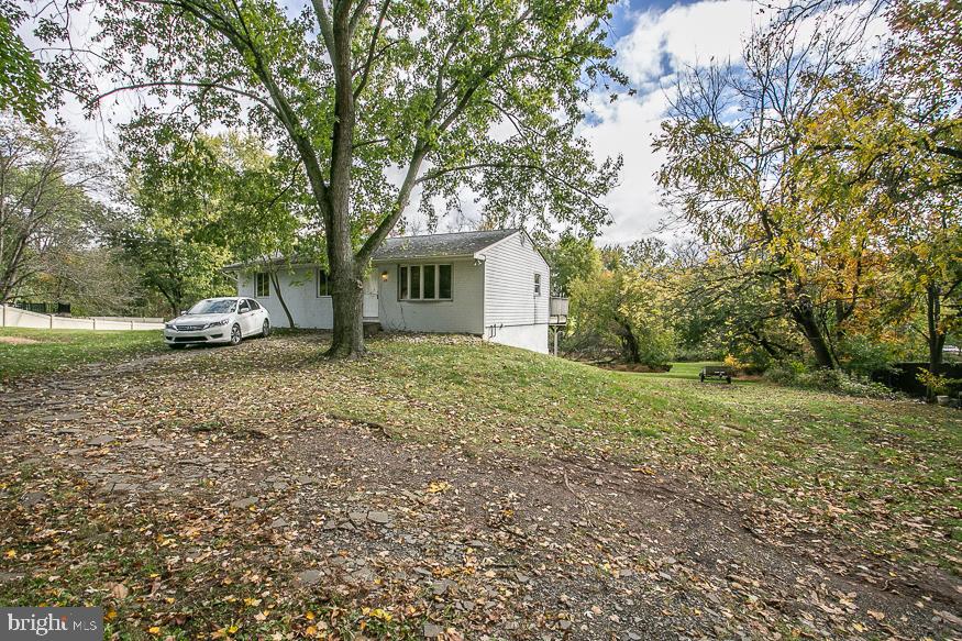 210 South Trooper Road Norristown, PA 19403 - Photo 2 of 11 Front of Home