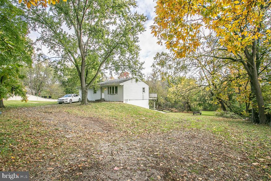 210 South Trooper Road Norristown, PA 19403 - Photo 11 of 11 Front of Home