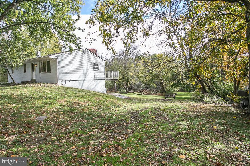 210 South Trooper Road Norristown, PA 19403 - Photo 3 of 11 Exterior Side