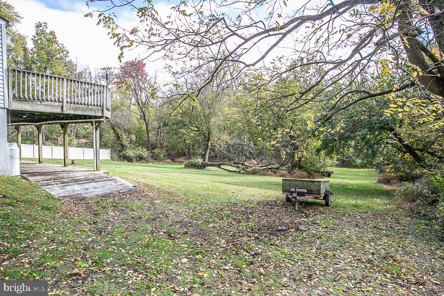 210 South Trooper Road Norristown, PA 19403 - Photo 8 of 11 Deck in Back