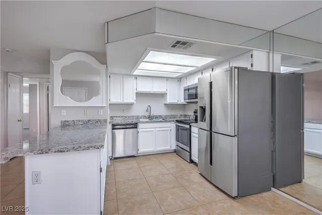 $1,640 | 8410 Eldora Avenue, Unit 1025, Las Vegas, NV 89117