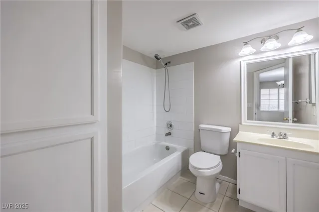 $1,640 | 8410 Eldora Avenue, Unit 1025, Las Vegas, NV 89117