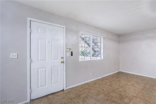 $1,640 | 8410 Eldora Avenue, Unit 1025, Las Vegas, NV 89117