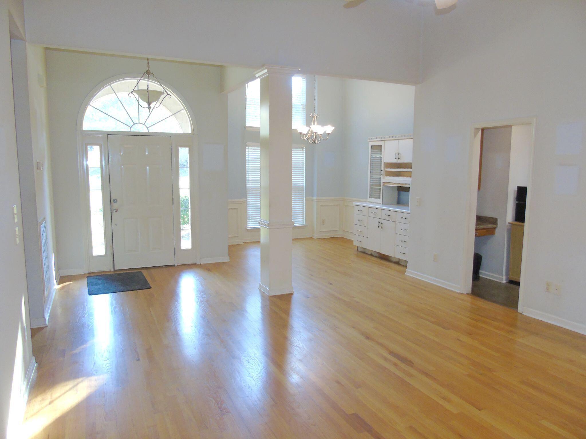 1371 Roach Hollow Road Ringgold, GA 30736 - Photo 3 of 17 Spacious greatroom