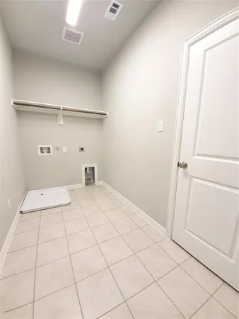 $3,300 | 8266 Primrose Way, Dallas, TX 75252