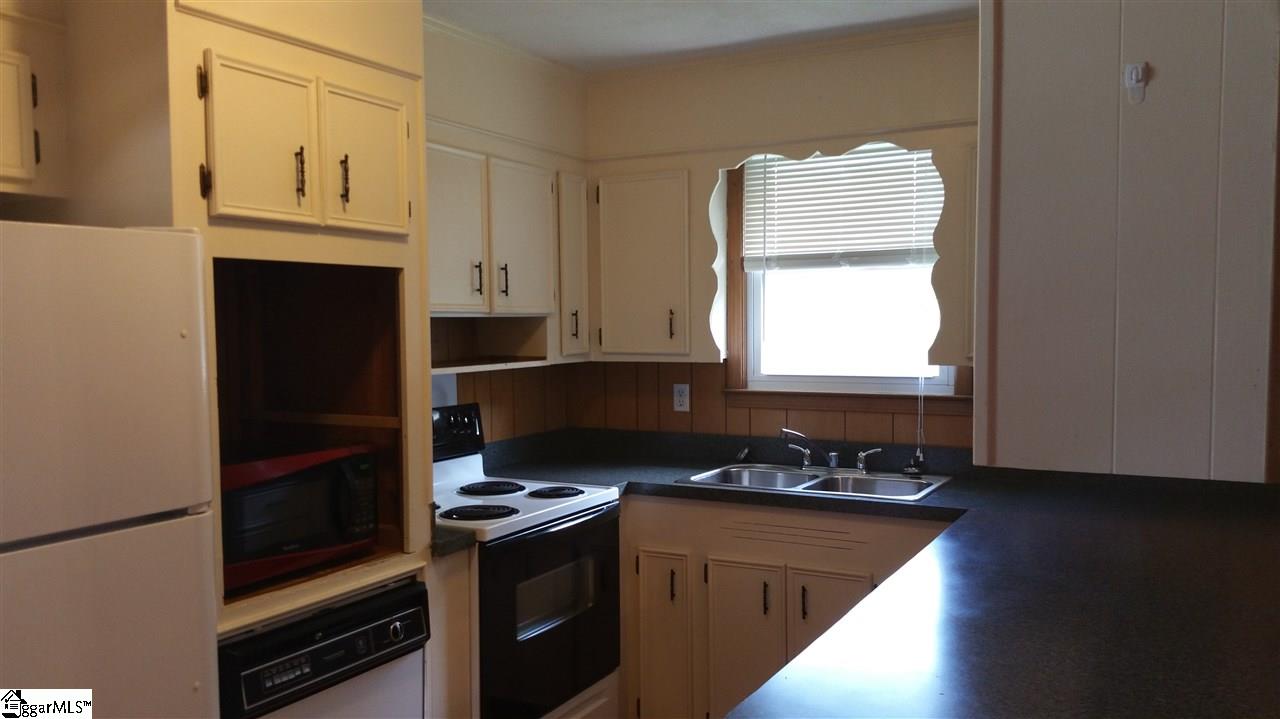 926 Winterhawk Circle Inman, SC 29349 - Photo 5 of 27 Gallery Image 5