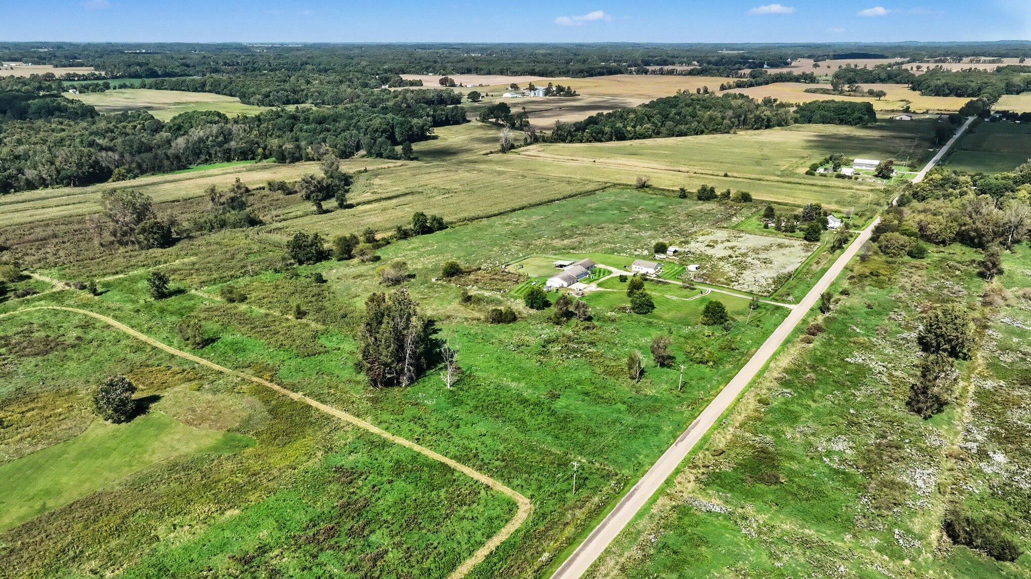 90590 County Road 215 Decatur, MI 49045 - Photo 33 of 34 005_file_6010