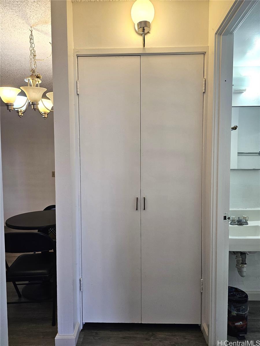 1260 Richard Lane, Unit B404 Honolulu, HI 96819 - Photo 8 of 13 a view of a bathroom with a shower