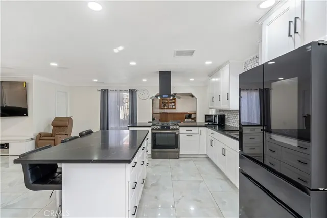 $699,900 | 2649 28th Street, Highland, CA 92346