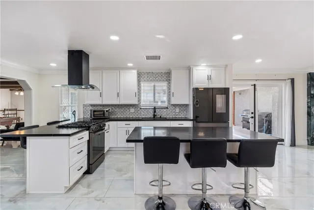 $699,900 | 2649 28th Street, Highland, CA 92346