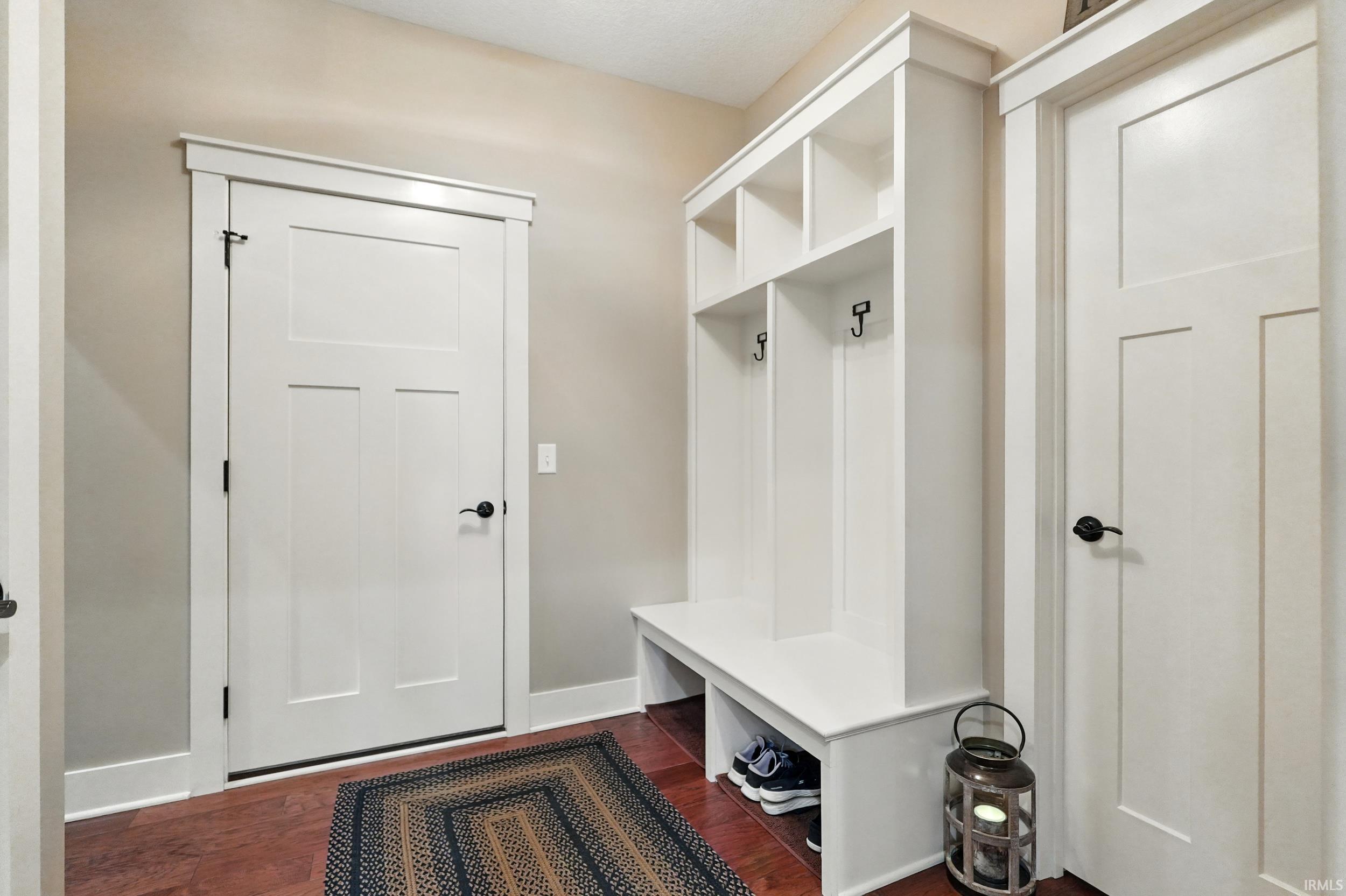 6212 Deer Hollow Road Auburn, IN 46706 - Photo 13 of 36