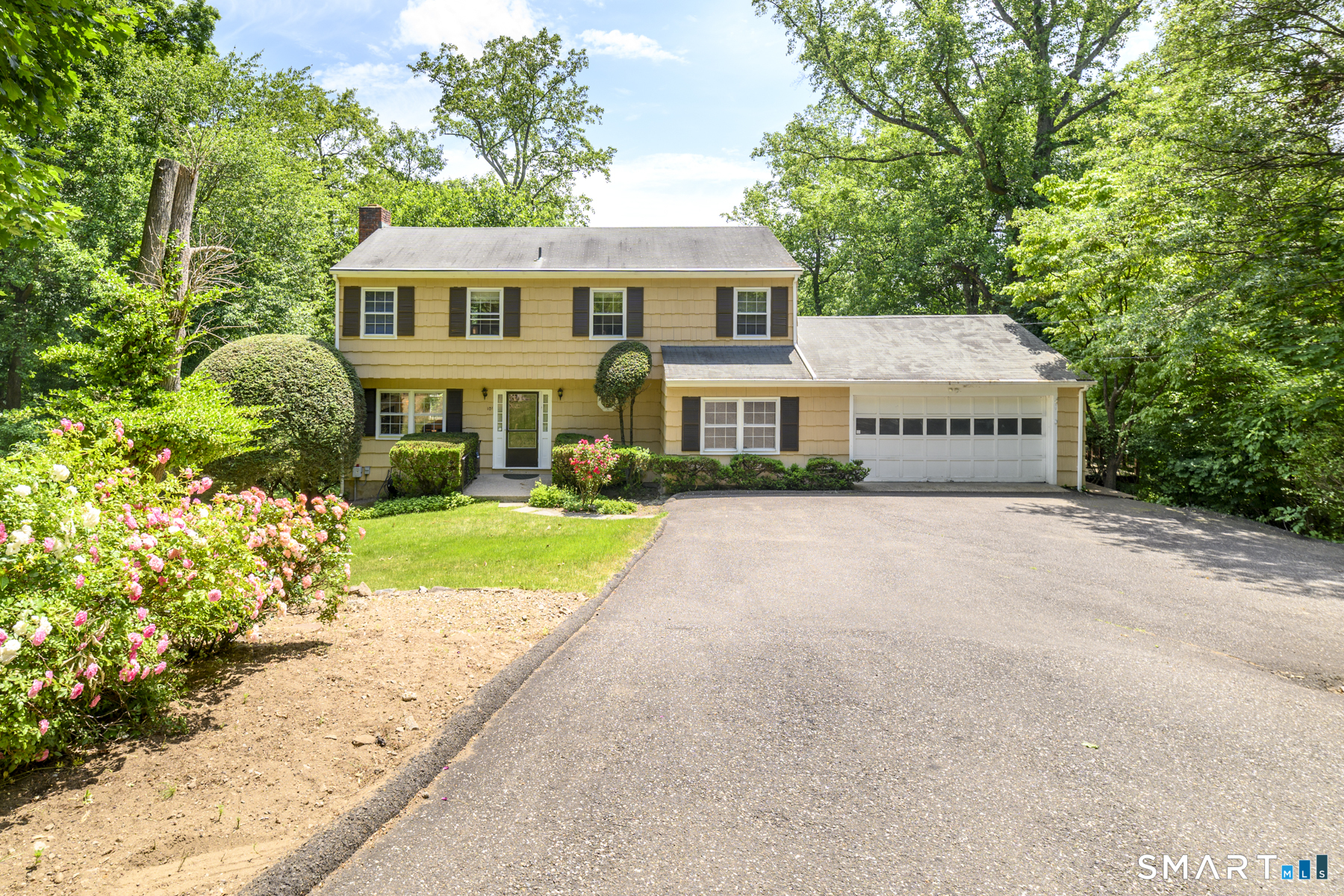 101 East Cross Road Stamford, CT 06907 - Photo 2 of 33