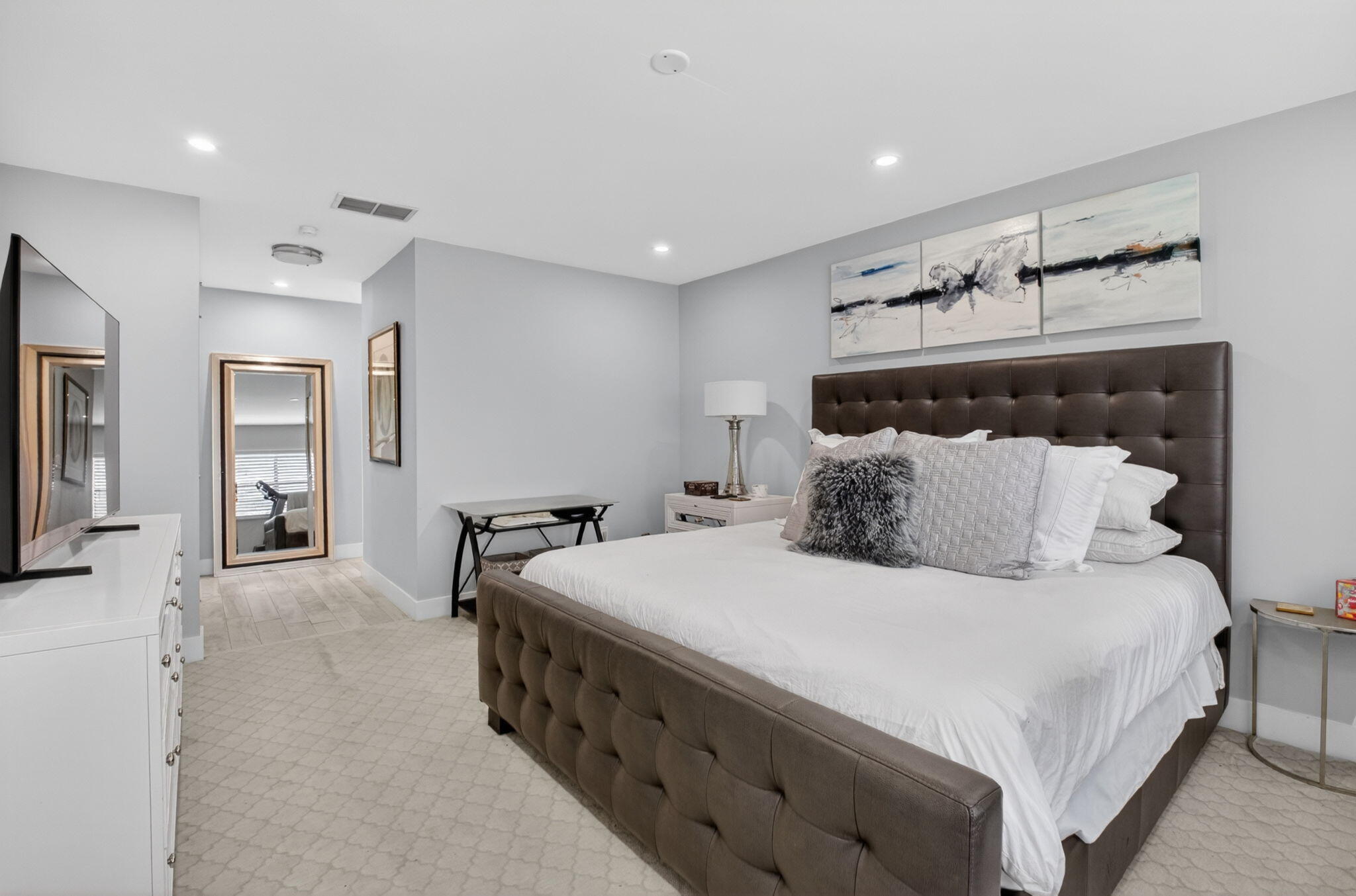9299 Vista Del Lago, Unit 16D Boca Raton, FL 33428 - Photo 19 of 39 Primary Bedroom
