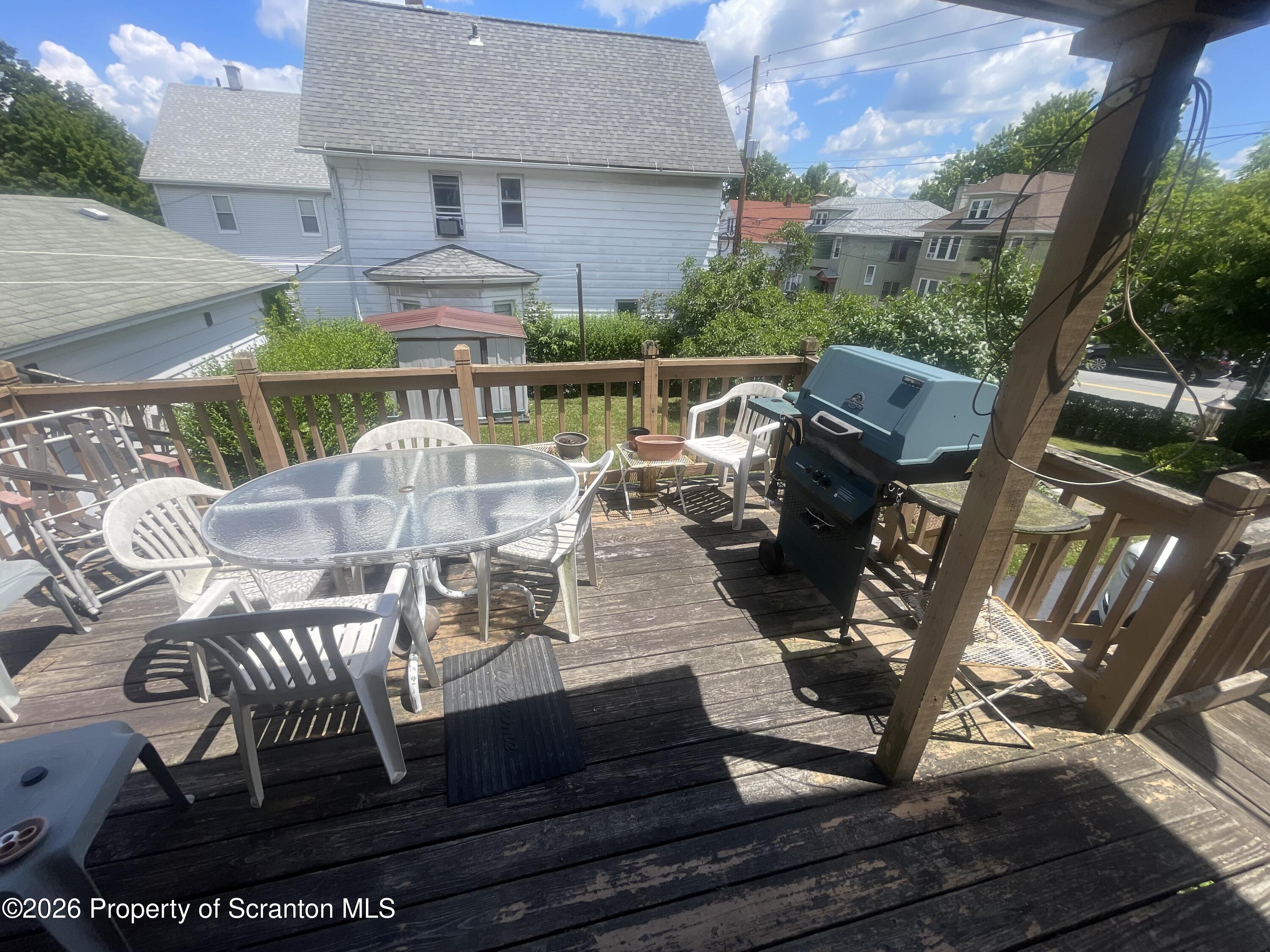 1625 Myrtle Street Scranton, PA 18510 - Photo 6 of 35 Rear deck