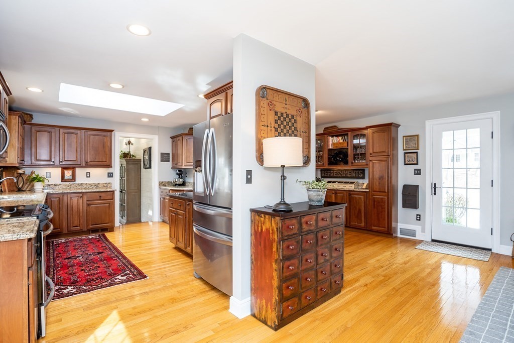 63 Mill Road Longmeadow, MA 01106 - Photo 8 of 42 Gallery Image 8
