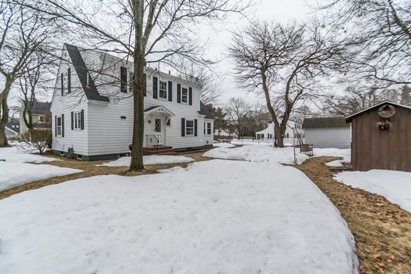7 Yale Road Andover, MA 01810 - Photo 20 of 20 Gallery Image 20