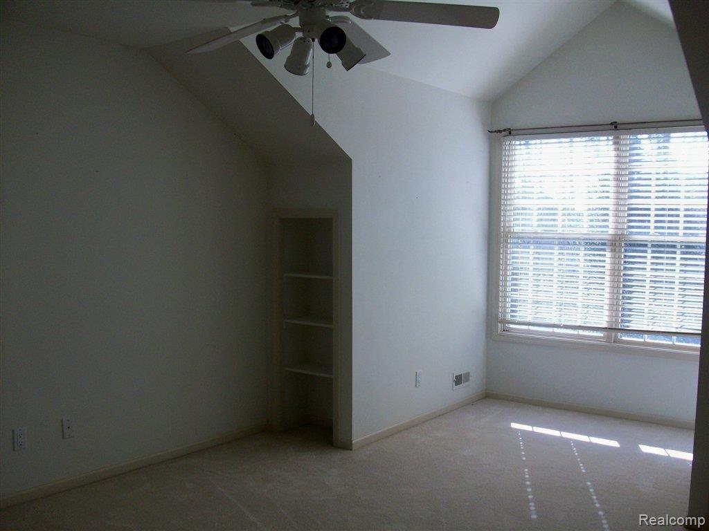 1892 Dunham Drive, Unit 14 Rochester, MI 48306 - Photo 17 of 20 dunham guest room.jpg